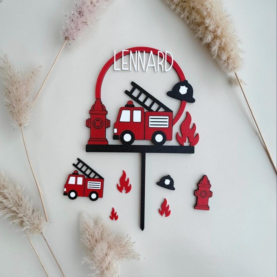 Feuerwehr Cake Topper mit Streudeko | Personalisiert mit Name | Feuerwehr Kindergeburtstag | 3D Druck | Tortendeko | Geb