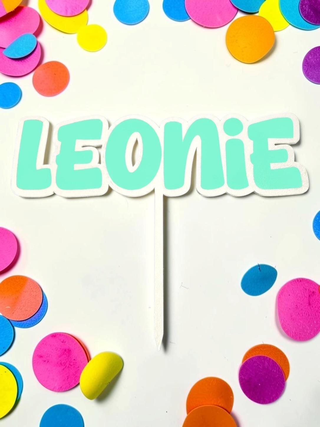 Personalisierter Cake Topper mit Name – Tortenstecker zum Geburtstag in Wunschfarbe, individuelle Tortendeko