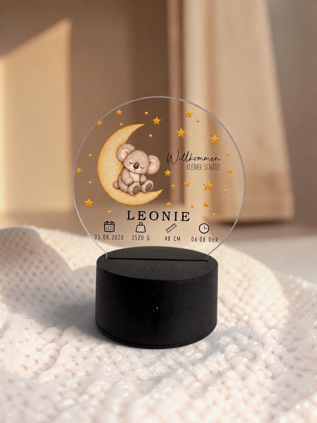 Personalisiertes LED Nachtlicht zur Geburt mit Namen und Geburtsdaten, Acryl Lampe mit Tier auf dem Mond, Babygeschenk f